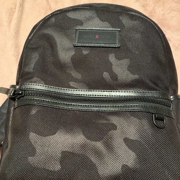 Kors X Tech men’s backpack - Picture 2 of 8